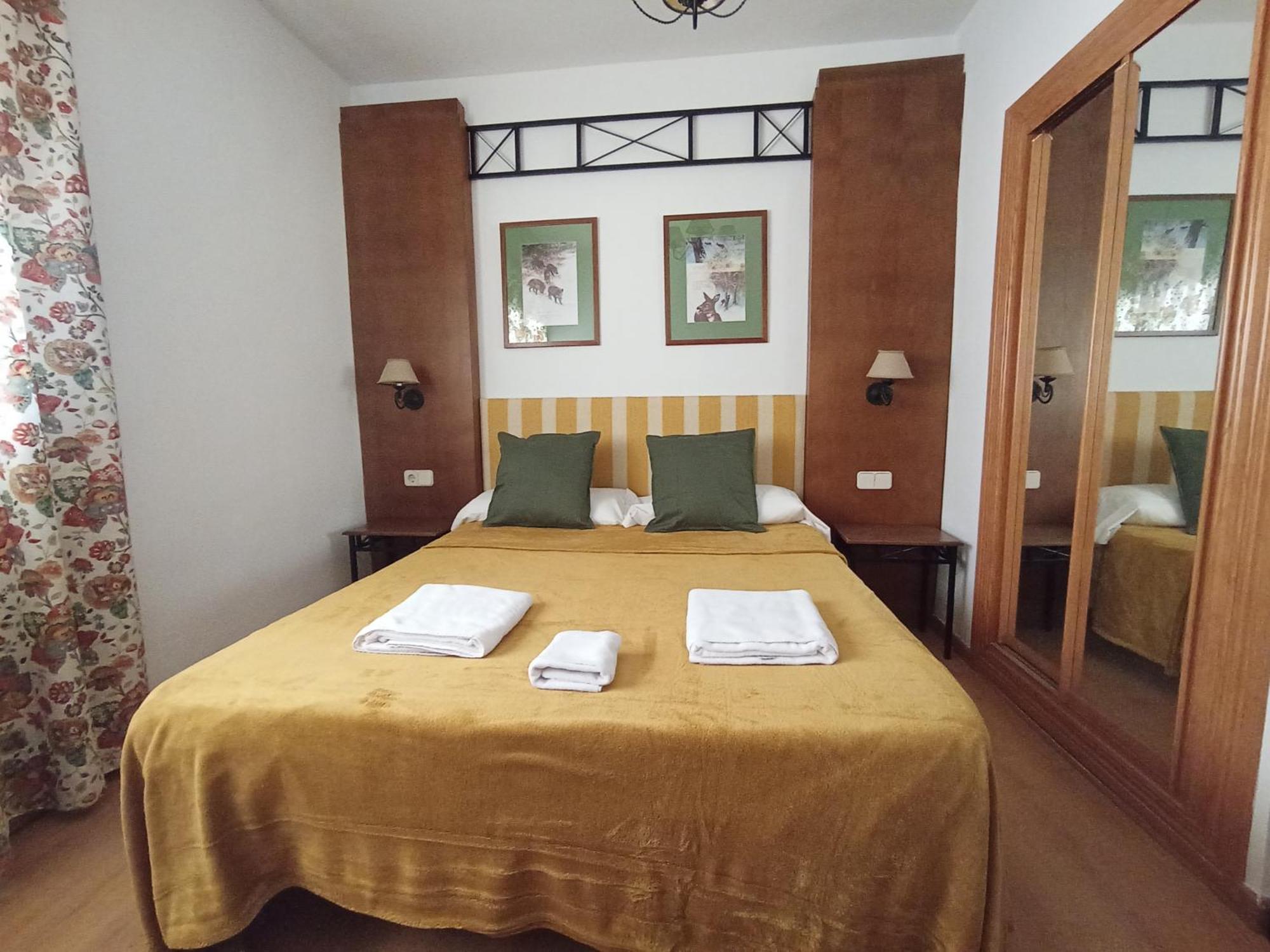 Poveda de la Sierra Hostal Rural Alto Tajo Poveda מראה חיצוני תמונה
