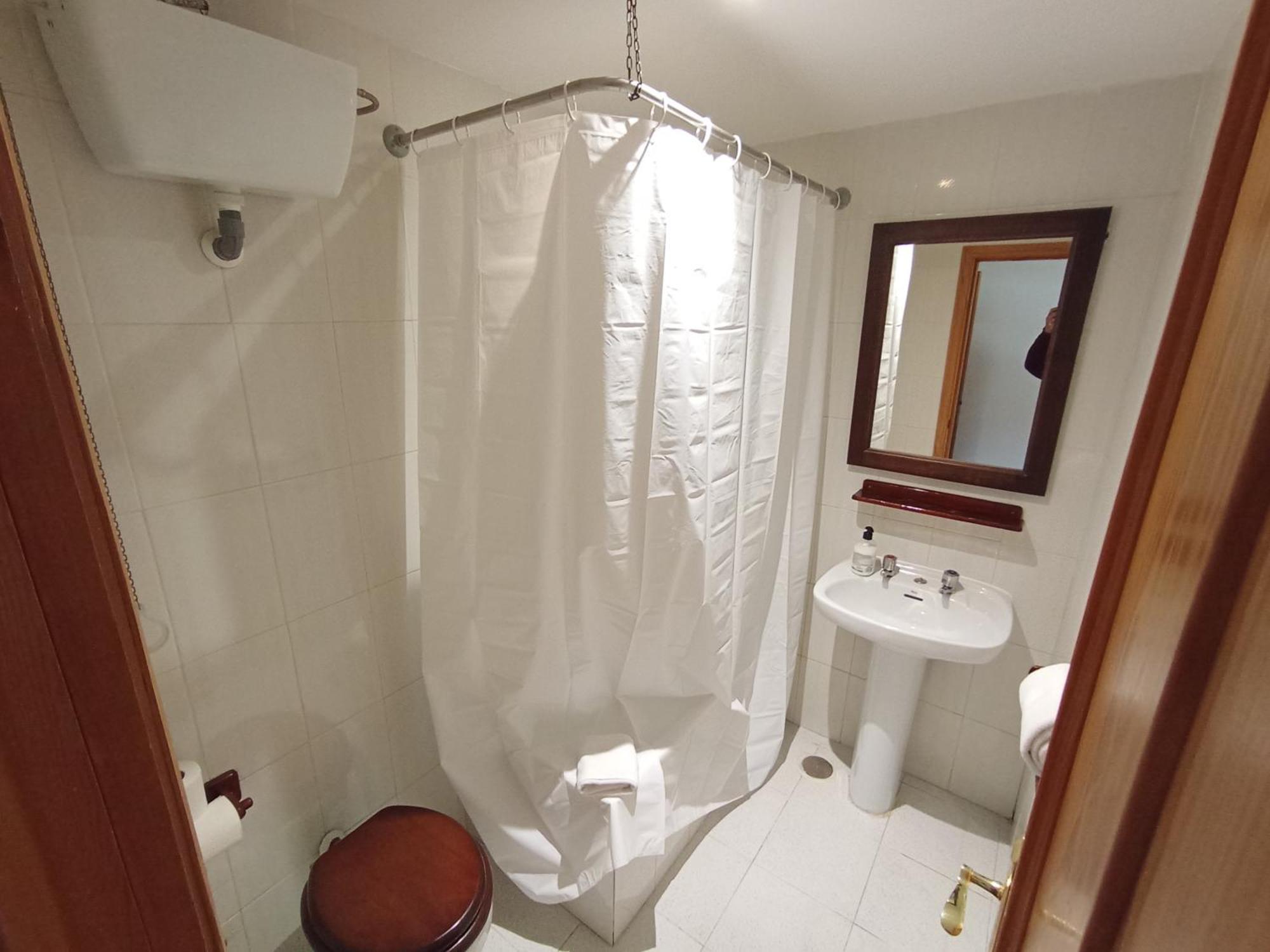 Poveda de la Sierra Hostal Rural Alto Tajo Poveda מראה חיצוני תמונה