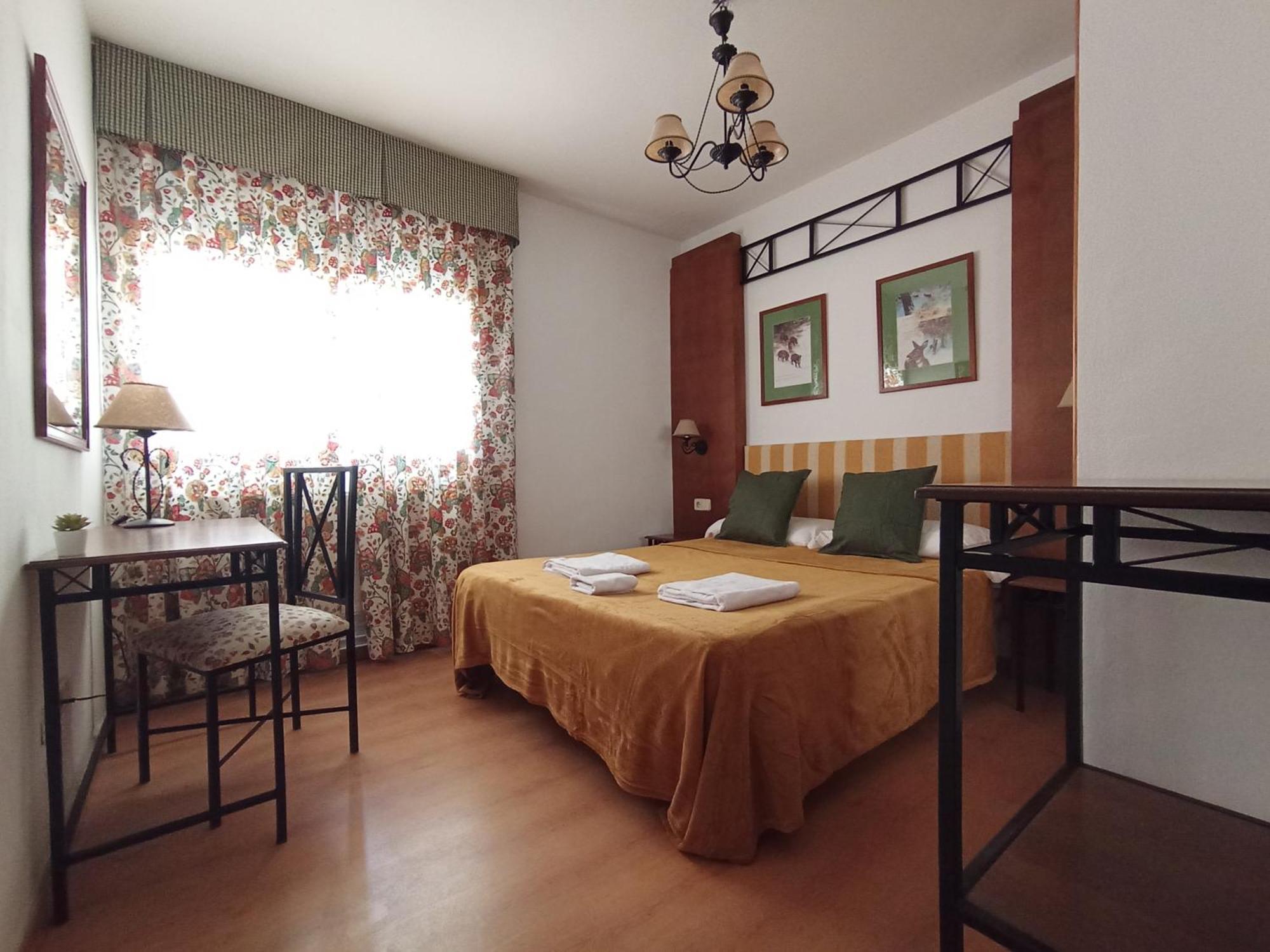 Poveda de la Sierra Hostal Rural Alto Tajo Poveda מראה חיצוני תמונה