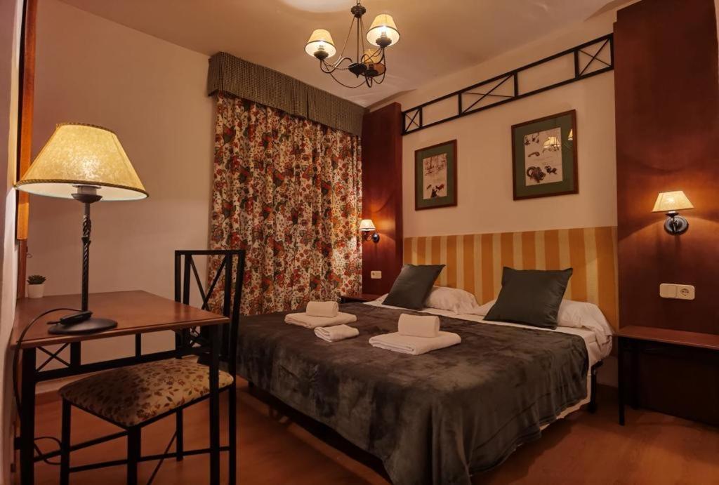 Poveda de la Sierra Hostal Rural Alto Tajo Poveda מראה חיצוני תמונה