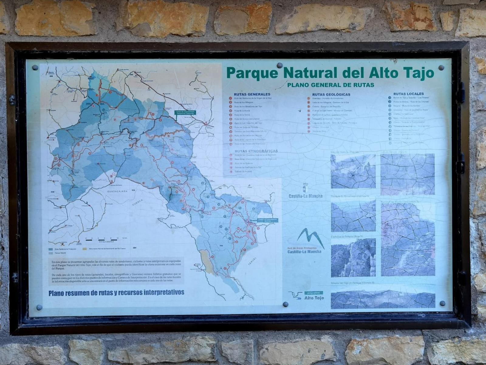 Poveda de la Sierra Hostal Rural Alto Tajo Poveda מראה חיצוני תמונה