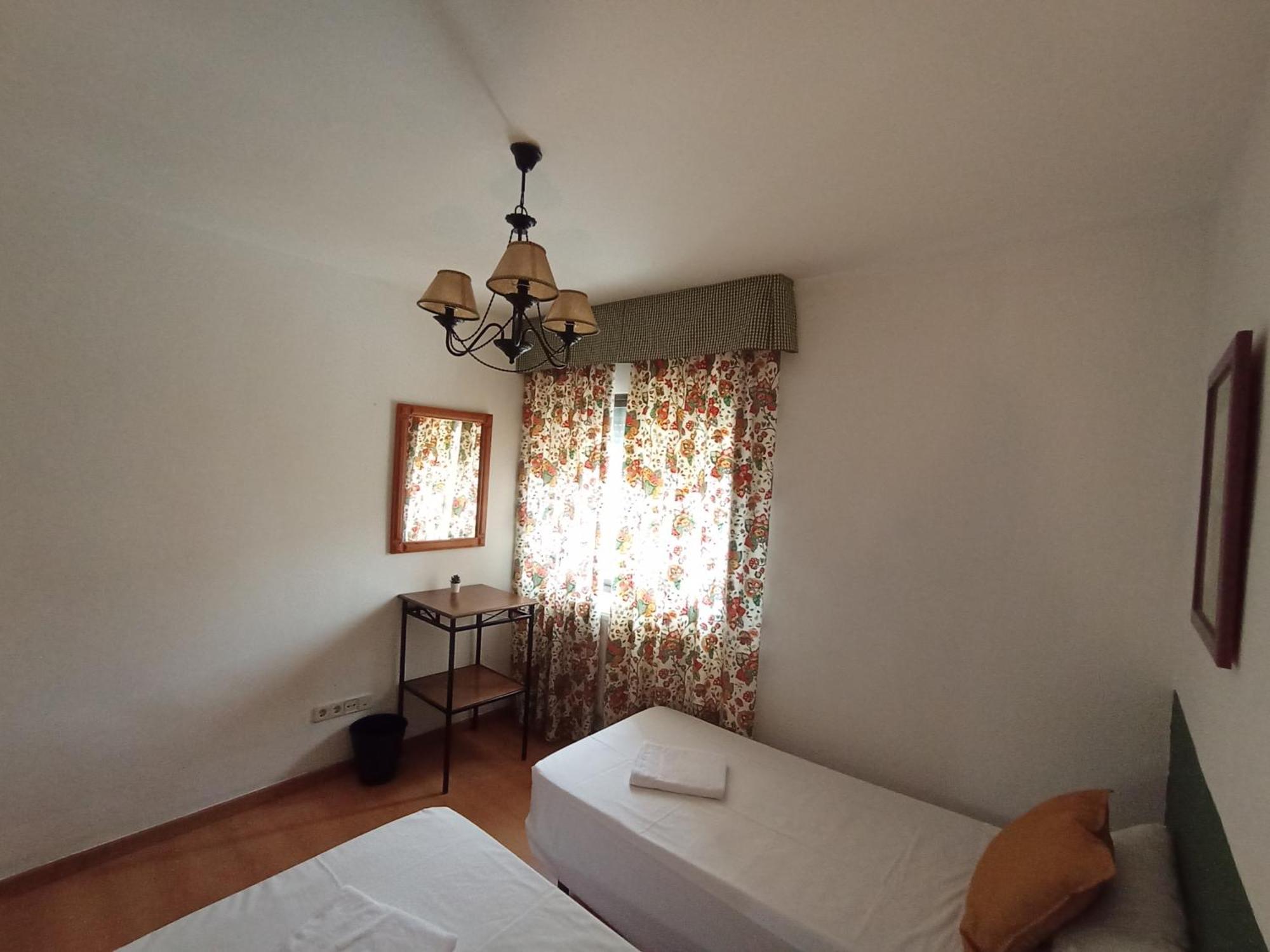 Poveda de la Sierra Hostal Rural Alto Tajo Poveda מראה חיצוני תמונה
