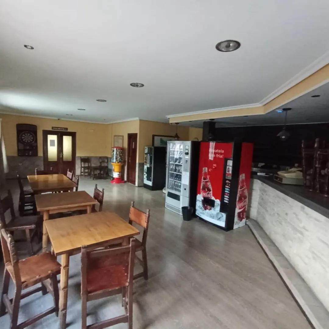 Poveda de la Sierra Hostal Rural Alto Tajo Poveda מראה חיצוני תמונה